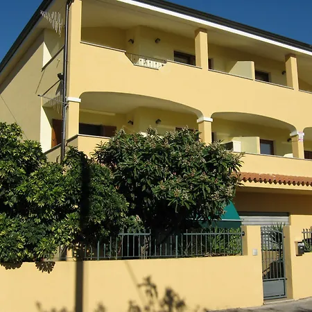 La Rosa 3* La Caletta